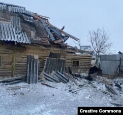 Зруйнована хата