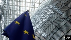 Прапор Європейського Союзу під час саміту ЄС у будівлі Європейської ради у Брюсселі