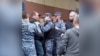 За последние шесть месяцев российские власти оказали беспрецедентное давление на таджикских трудовых мигрантов