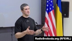 «Не буде повісток у «Дії». Мені здається, що поки я працюю міністром, все, про що ми говоримо – ми потім дотримуємося наших слів. Тому можу сказати вам впевнено, що не буде повісток у «Дії», – Михайло Федоров