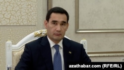 Serdar Berdimuhamedow. Arhiw suraty