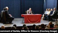 Direktor Kancelarije za Kosovo Vlade Srbije Petar Petković sa predstavnicima Srba sa severa Kosova, Raška 22. novembar 2023.