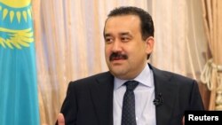 Карим Масимов 6 январь куни лавозимидан бўшатилган ва ҳибсга олинган эди.