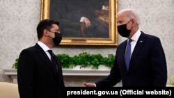 Байден під час телефонної розмови із Зеленським чітко дав зрозуміти, що США та їхні союзники дадуть рішучу відповідь у разі вторгнення Росії (ілюстративне фото)