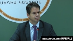 Armenia - French Ambassador Jonathan Lacote at a news conference in Yerevan, July 12, 2018 