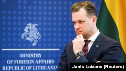Міністр закордонних справ Литви Ґабріелюс Ландсберґіс: «Ми впевнені, що насамперед гарантій безпеки потребує Україна»