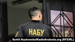 НАБУ спільно з Генпрокуратурою України проводять обшуки в Окружному адмінсуді Києва і в Суворовському районному суді Одеси 26 липня