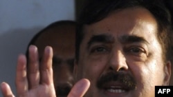 Prime Minister Yousuf Raza Gilani hopes fewer ministers will mean lower costs. 