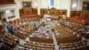 Верховна Рада скасувала вказування адреси в довідках переселенців (рос.)