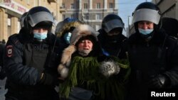 У Москві затримано чотирьох учасників акції, у Петербурзі – дев’ятьох