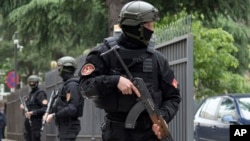 Із затриманих шестеро російських дипломатів, оголошених персонами нон-грата, мають залишити країну