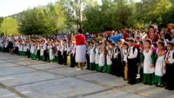Türkmenistandaky bilim problemasy: Artdyrylýan bahalar bilime zeper