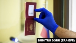 Михайло Подоляк вважає, що це усвідомлення – «перший крок до російського бунту»