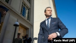 Міністр оборони Піт Геґсет прибуває до Пентагону в понеділок, 27 січня 2025 р, Вашингтон