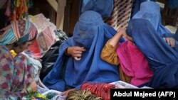 په پاکستان کې له ۲۵ لاکونو زیات افغانان اوسي