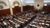 Борба против короната или борба за власт?