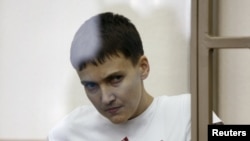 Надія Савченко під час засідання суду у Донецьку Ростовської області. 9 березня 2016 року